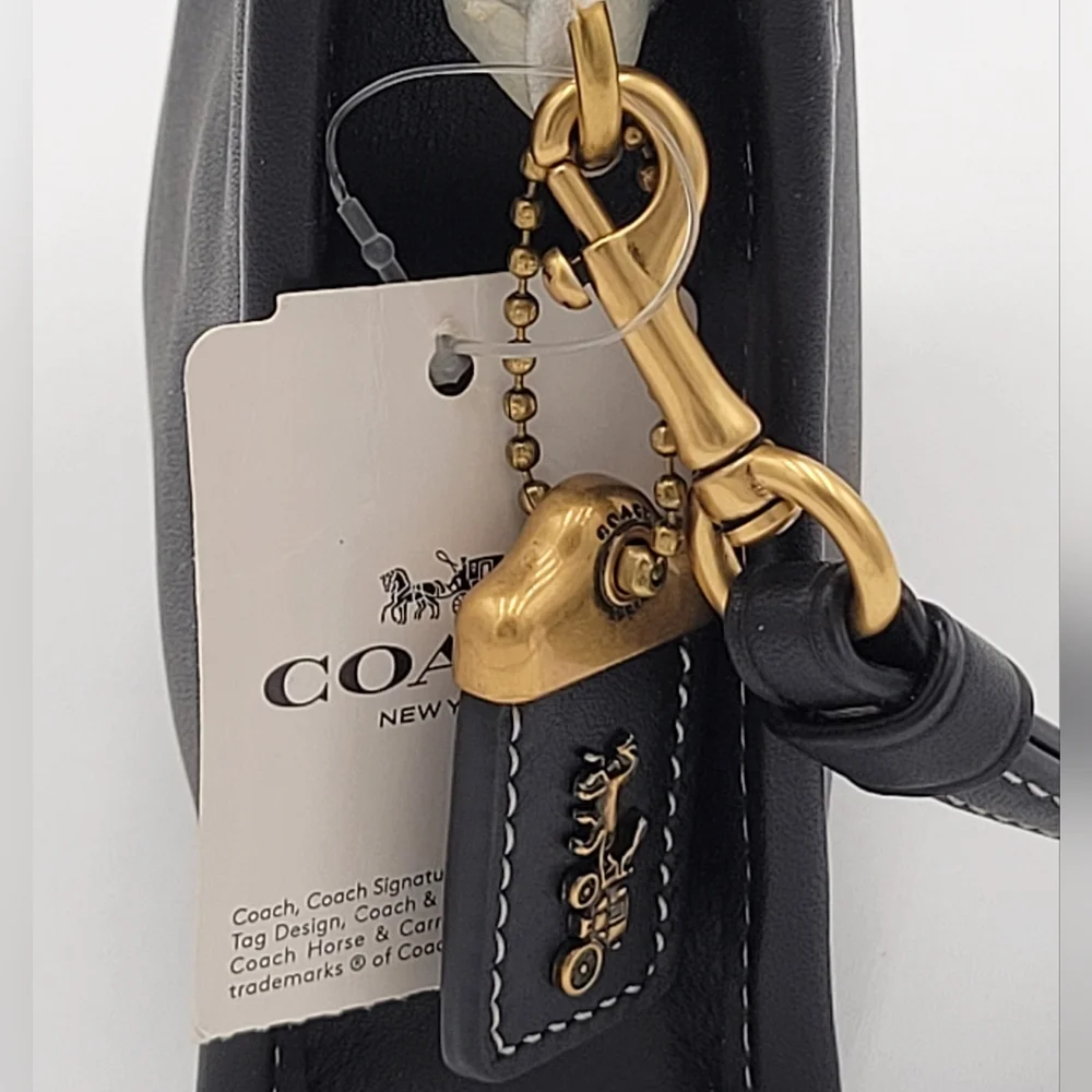 💥NWT💥HTF💥Coach 1941 Britt Wristlet in BLACK_13